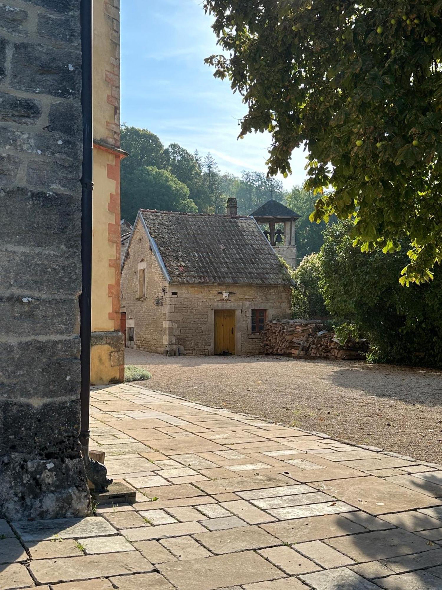 Chateau De Champrenault, Voyagez Dans Le Temps Eksteriør billede