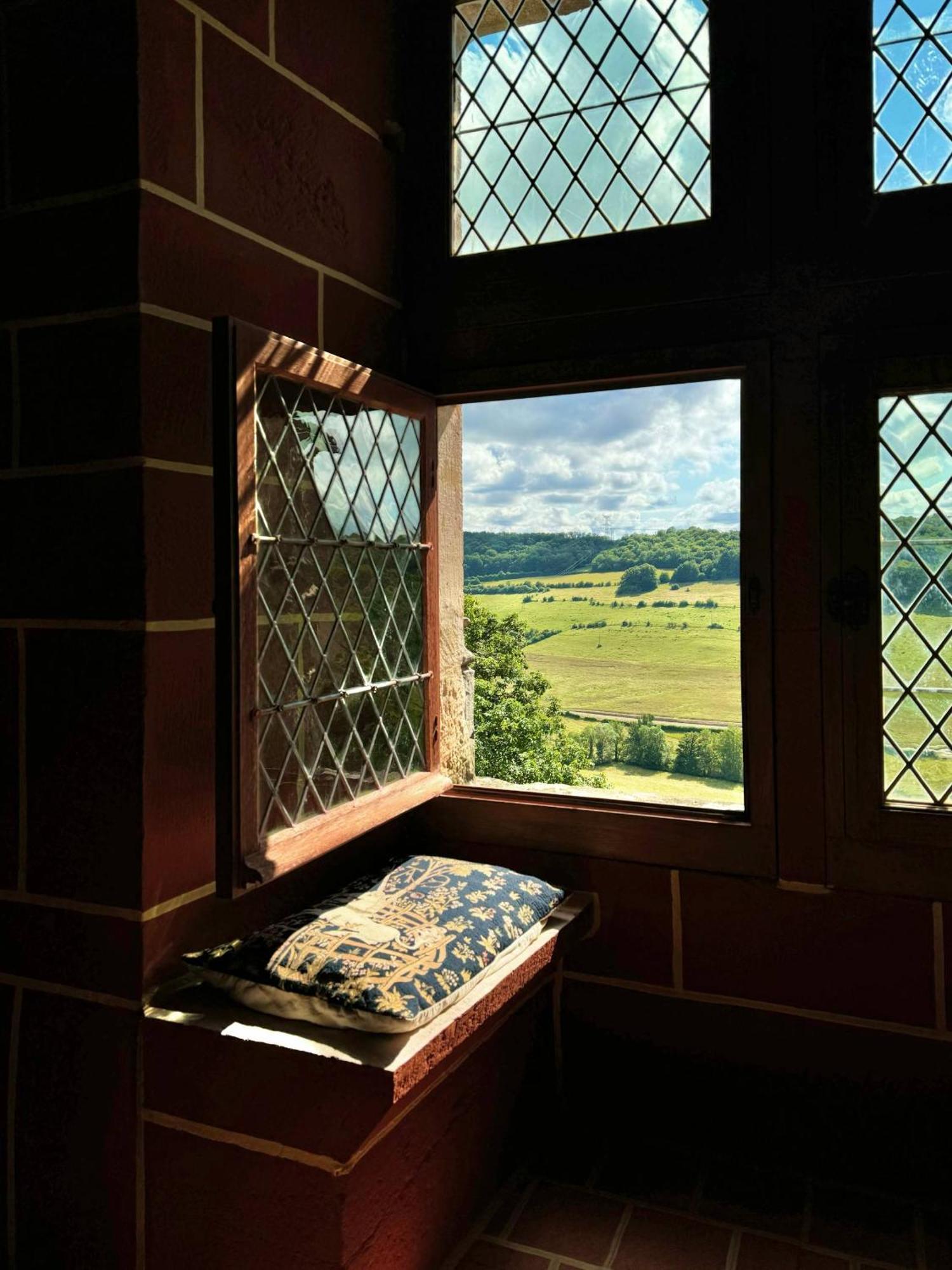 Chateau De Champrenault, Voyagez Dans Le Temps Eksteriør billede